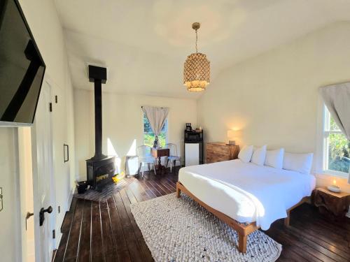 1 queen bed