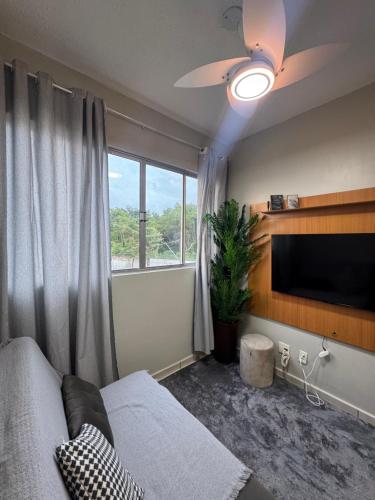 2 bedrooms, 5 beds