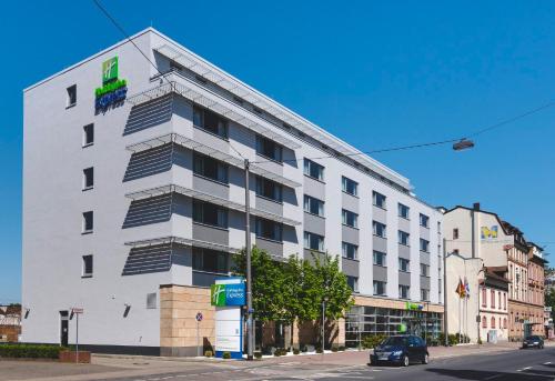 Holiday Inn Express Frankfurt Messe by IHG, Frankfurt am Main