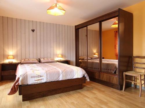 Gîte Thoras, 5 pièces, 8 personnes - FR-1-582-301 (Gite spacieux et renove avec equipements modernes, terrasse et vaste jardin pres de Gevaudan et Marg) in Laguiole