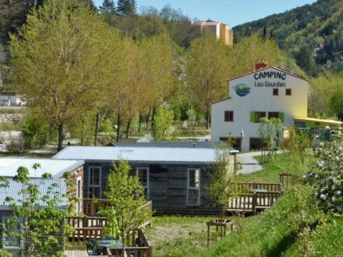 Mobil-home 40m² avec Terrasse, 5 Personnes, Coffre-fort - API-1-52-694 in 皮熱泰涅