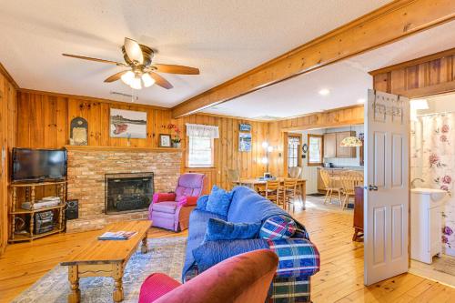 Pet-Friendly Lake Norman Cottage Swim Boat Fish - image 6