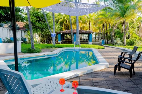 Piscine, Rancho Mayayi Beach house in El Cuco