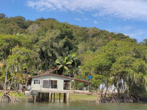 Sonho do Mar - Ilha do Teixeira in Antonina