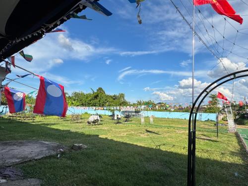 Restaurant, 8ເຮືອນພັກ 8Hotel 8号旅馆 in Nong Hai