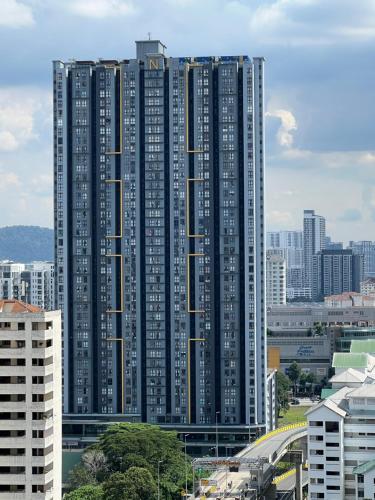 Cozy unit By Rasbo Galaxy with LRT , Pool , KLCC