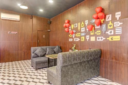 Facilities, Hotel O Star Stay Guest house opposite Kendriya Bhawan in Aliganj
