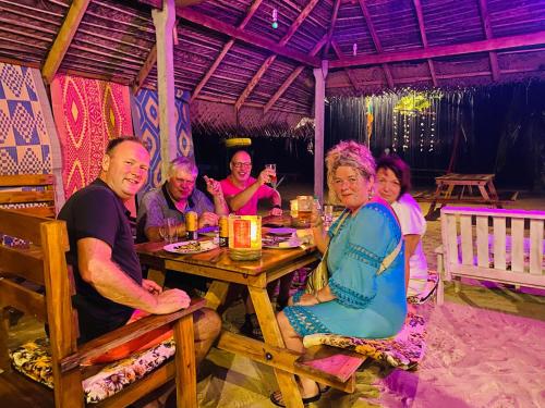 Happy Beach hotel nilaveli - image 2