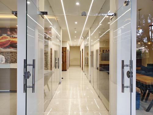 Bejárat, Hotel Ramayan Inn  in Swarg Ashram