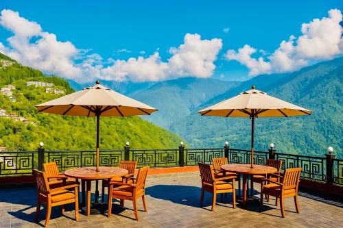 Staynest Retreat and Spa Gangtok with Parking & Swimming Pool