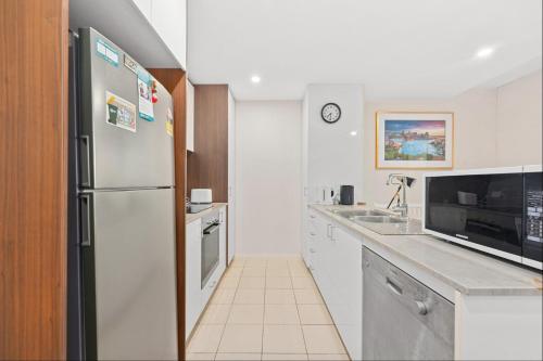 Spacious 3-Bedroom Apartment + Lifestyle Amenities in ลินแฮม