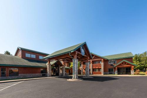 Shell Lake Lodge, a Travelodge by Wyndham in Shell Lake, USA