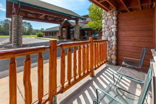 Shell Lake Lodge, a Travelodge by Wyndham in Shell Lake, USA