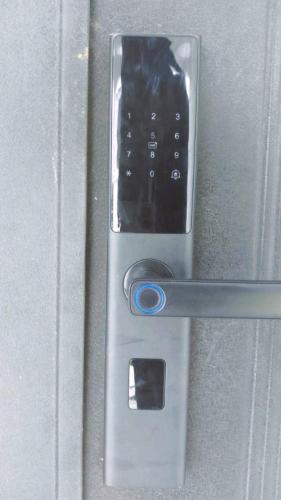 Зовнішній вигляд готелю, Jade Luxe 2 Bedroom Apartment in Agbor