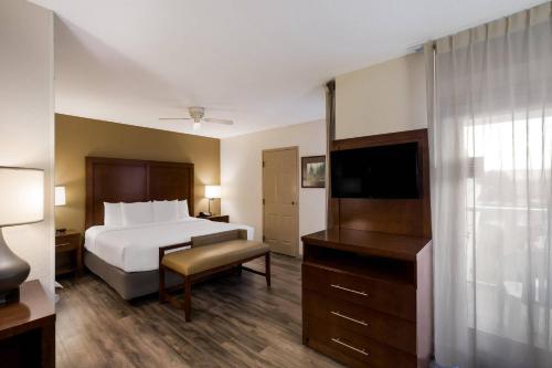Comfort Inn Apple Valley Sevierville - image 7