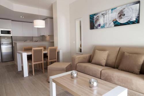 Superior Apartment image 9