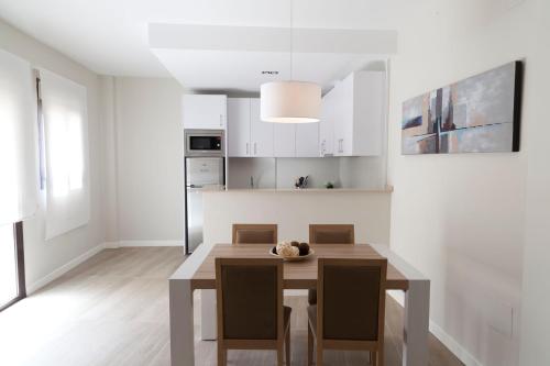 Apartamentos Pinar Malaga Centro - image 7
