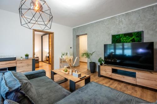 Luxury apartment with WiFi and Netflix Ostrava-Jih – khách sạn tại Jih