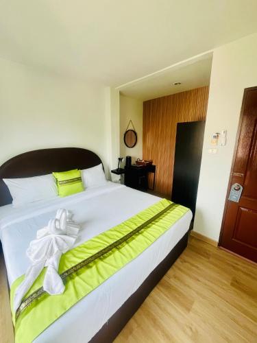 room detail thumbnail 0