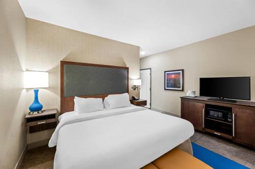 Quality Inn - Pratt - image 10