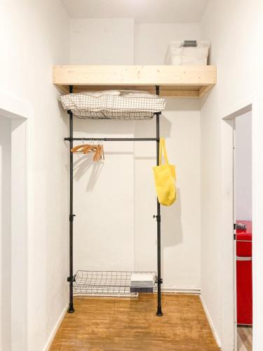 Renovated Ground-Floor Apartment in Neukölln in Berlin, Deutschland