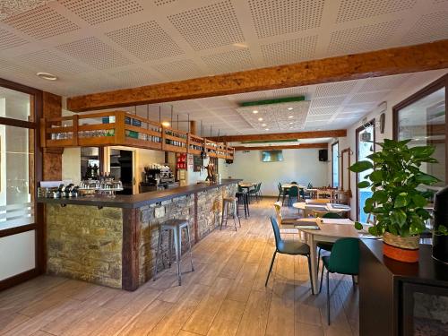 مطعم, Hostal Iratibizkar in Ochagavia