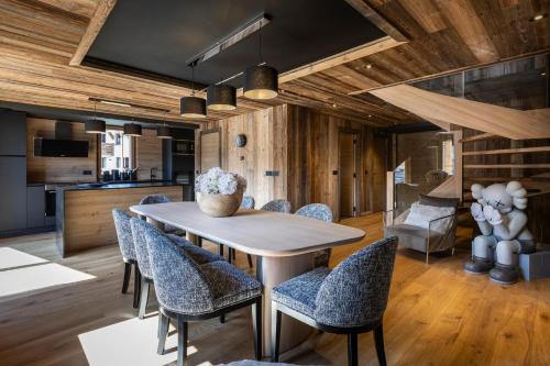 ห้องครัว, TERRESENS - L'Eclat des Veriaz - Megève - Praz-sur-Arly - New (TERRESENS - L'Eclat des Veriaz - Megeve - Praz-sur-Arly - New) in เมอเชฟ