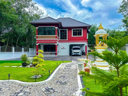 Vanis Pool Villa Hatyai