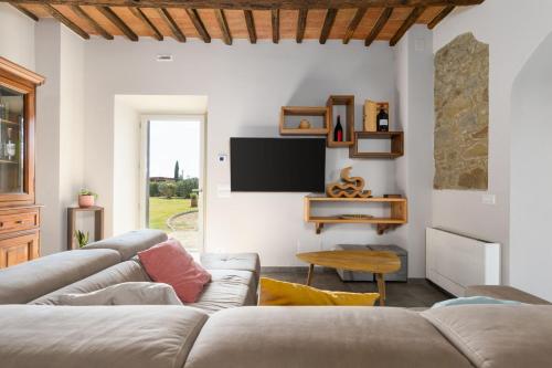 Villa dei Vini by PosarelliVillas in Теронтола Дi Кортона