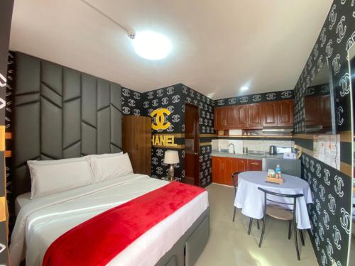 room detail thumbnail 0