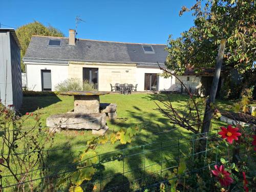 Aussicht, Charmante maison au calme avec jardin in Brissac-Quincé