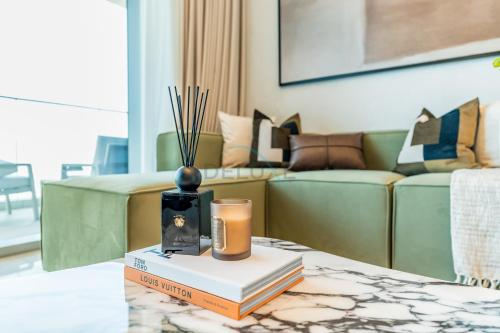 Breathtaking Burj Khalifa Views from a High-Floor 3BR with an Assistant Room, Just Minutes from Dubai Mall and Downtown Attractions, Imperial Avenue, Downtown Dubai by Deluxe Holiday Homes, Dubaj (fotografie 9)