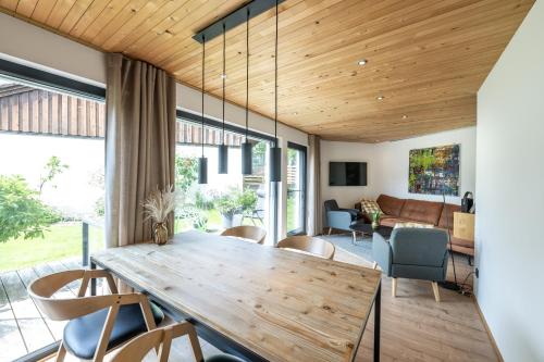 Garden, Hochwertige Alpenchalets Allgau in Immenstadt im Allgau
