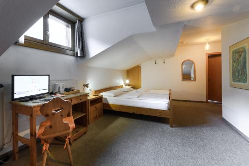 POSCHIAVO Suisse Hotel Room Type - Small Twin Room