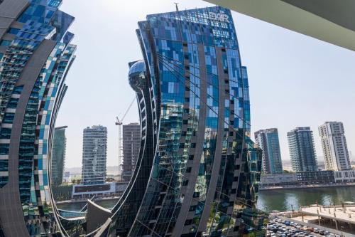 1Bedroom Canal View near Dubai Mall-Business Bay, Dubaj (zdjęcie 6)