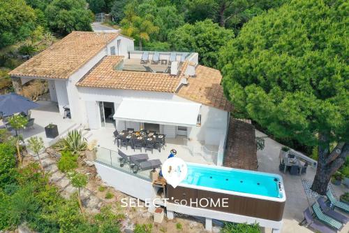 SELECT'soHOME - Villa avec piscine, spa et babyfoot pour 10 personnes à proximité de la plage d'Aiguebelle ! - 5 ETOILES - VILLA MANDARINIERS