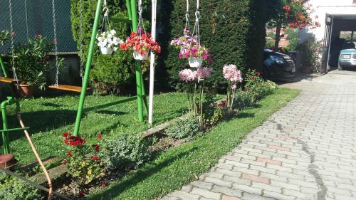 Domboldal Vendégház - image 11