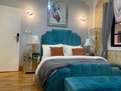 5 Start luxury rooms with presidential Comfort well equipped in Лимбе