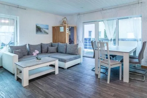 CBlue "Kaptain Carl", Terrasse, Grill, Strandnah in Graal-Müritz, Deutschland