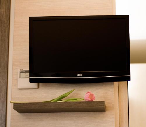 Double or Twin Room image 10