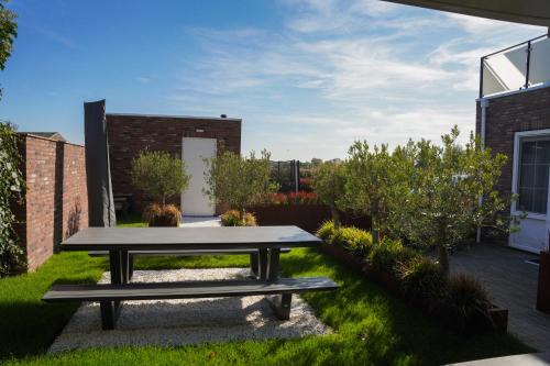 Hage, Wil's Bed & Breakfast in Zoutelande