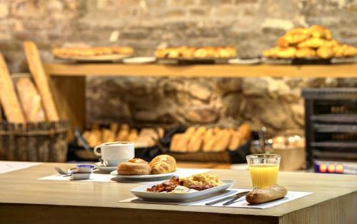 Hotel Pilar Plaza - image 6