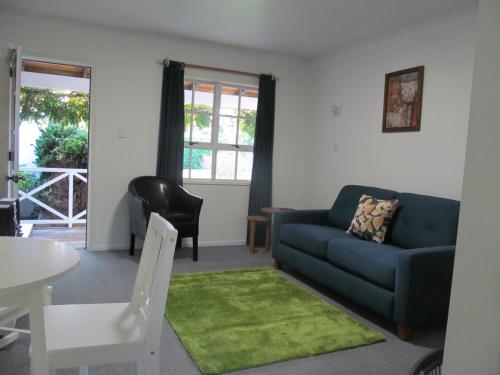 Two-Bedroom Apartment image 6
