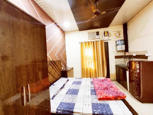 AJ PRIME Homestay - Your Affordable Stay in ชลันธระ