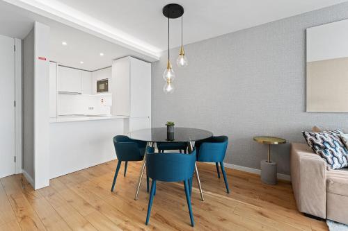 GuestReady – City Center Apartment with Balcony, Porto (photo 9)