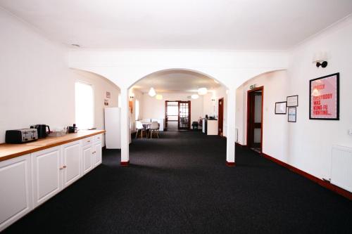 Зручності, Weston House in Keith