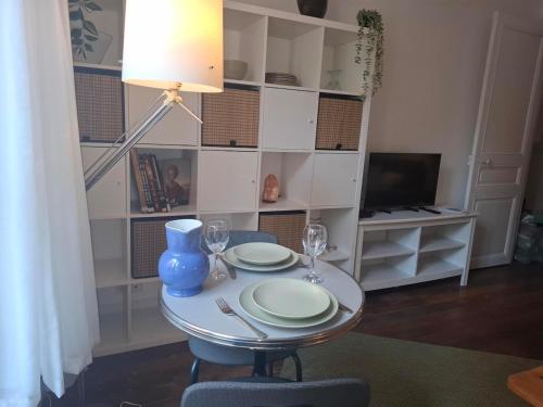 Faciliteter, Saint-Mandé studio, proche metro Ligne 1 & Paris Centre, Wifi rapide, Ideal couple, télétravail (Saint-Mande studio, proche metro Ligne 1 & Paris Centre, Wifi rapide, Ideal couple, teletravail) in Saint Mande