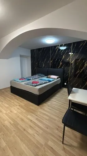 Lovely 1BR &1LR Apt with WiFi Near Amusement Park in Wien, Österreich