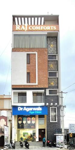 Hotel Raj Comforts - Wadgaon