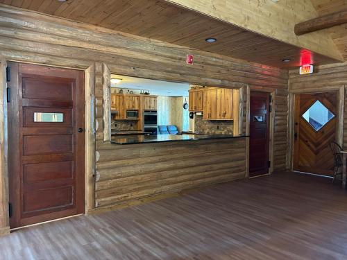 The Lodge at Pine Cone Lodge for Large gatherings! in Nevis